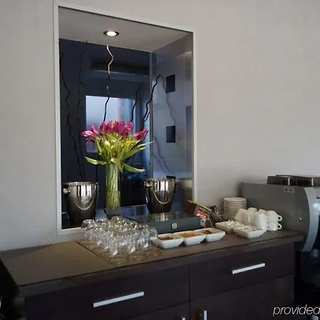 Hotell De L'etoile 2*